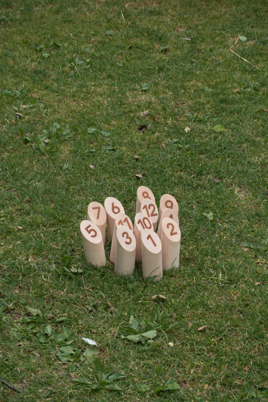 Weikky outdoor wood game - by Weizenkorn Stiftung