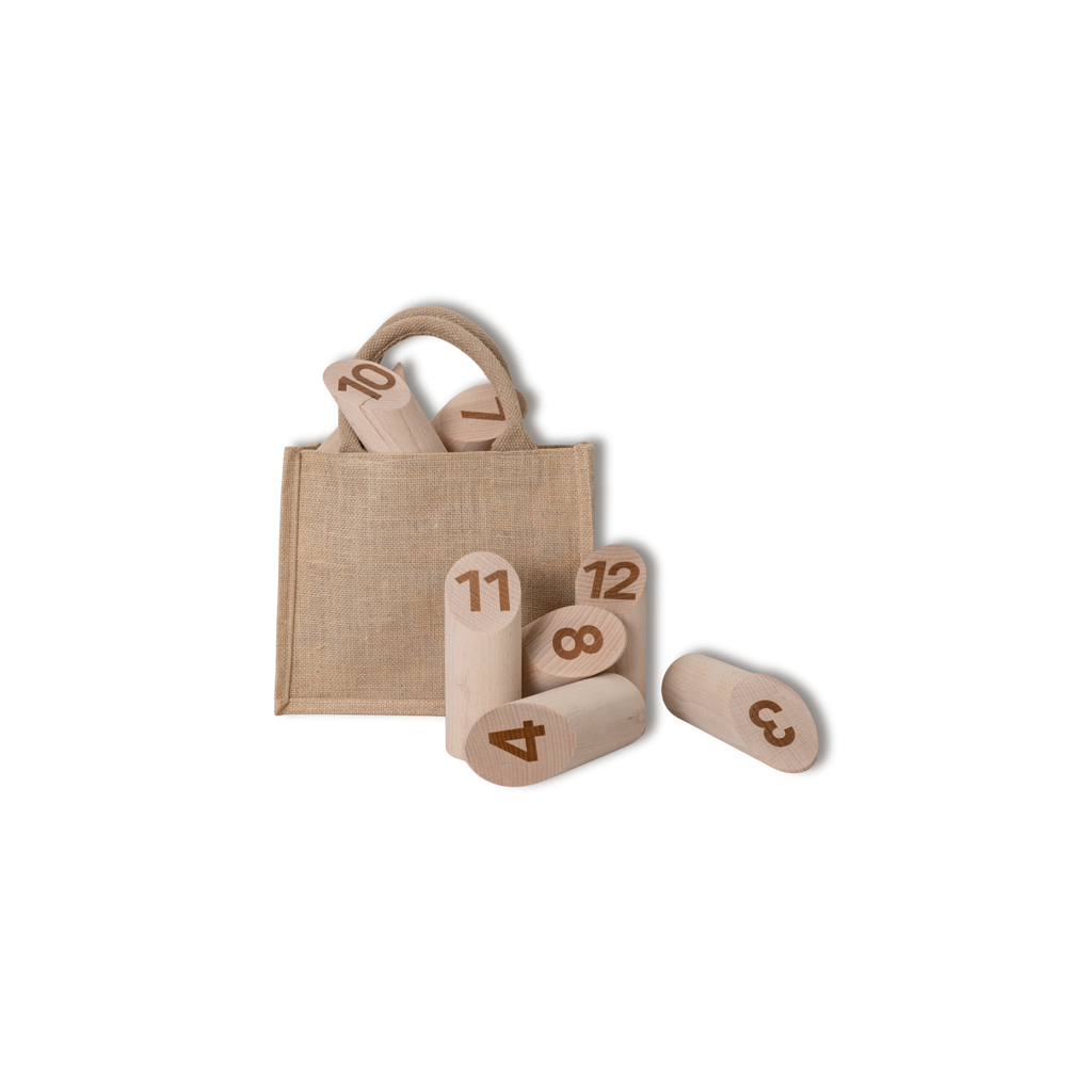 Weikky outdoor wood game - by Weizenkorn Stiftung