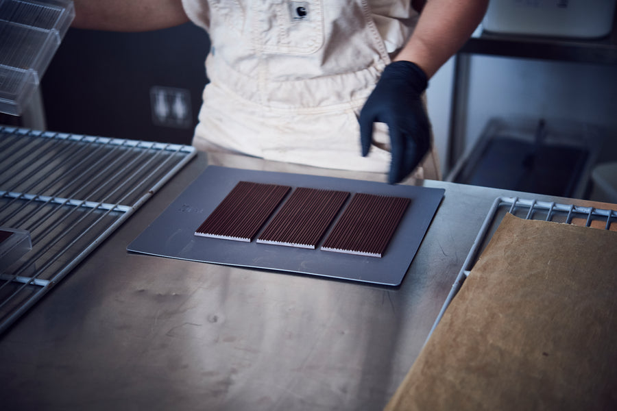 Dark Chocolate with Farina Bona - by Laflor